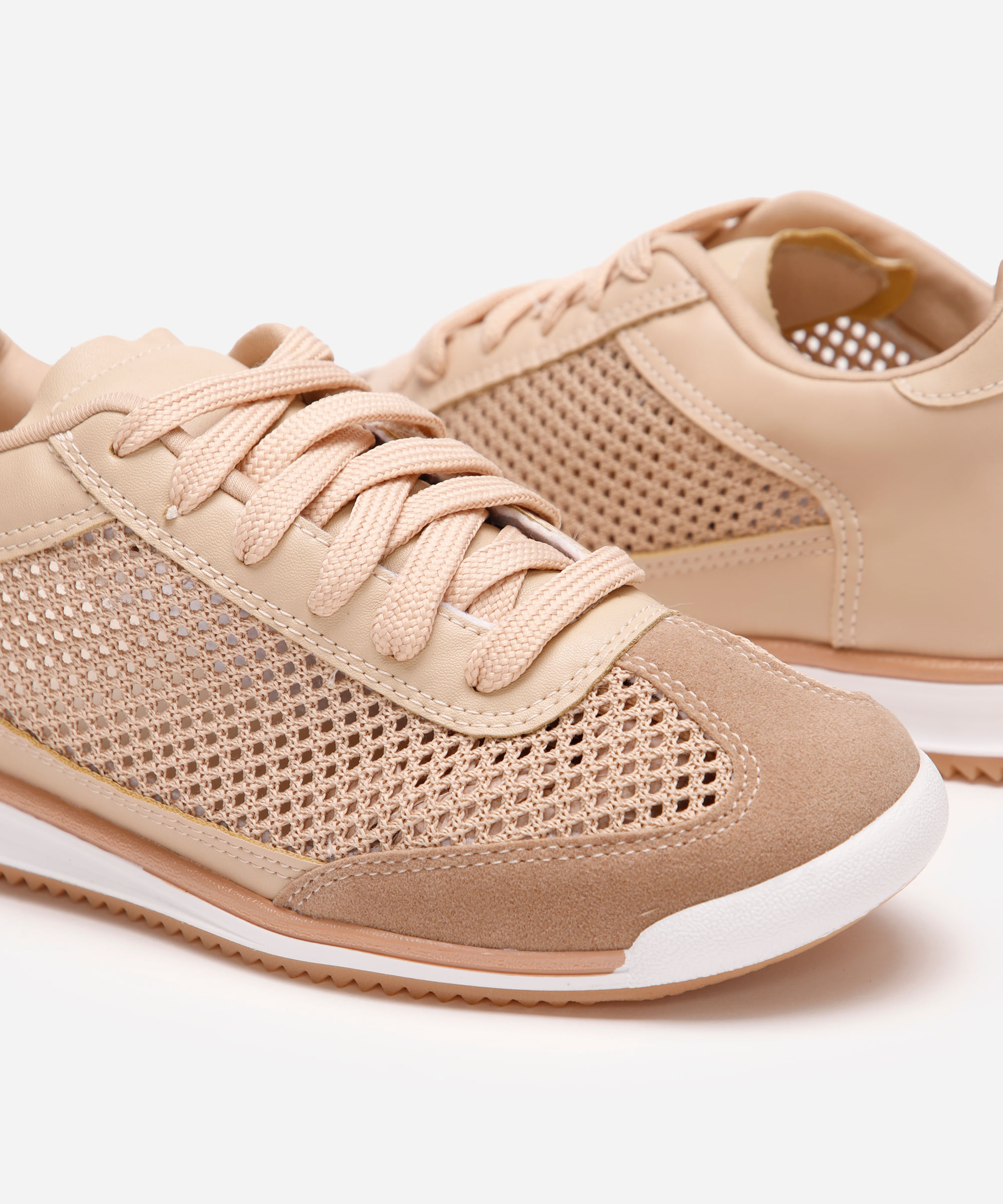 tênis feminino jogging com telinha nude