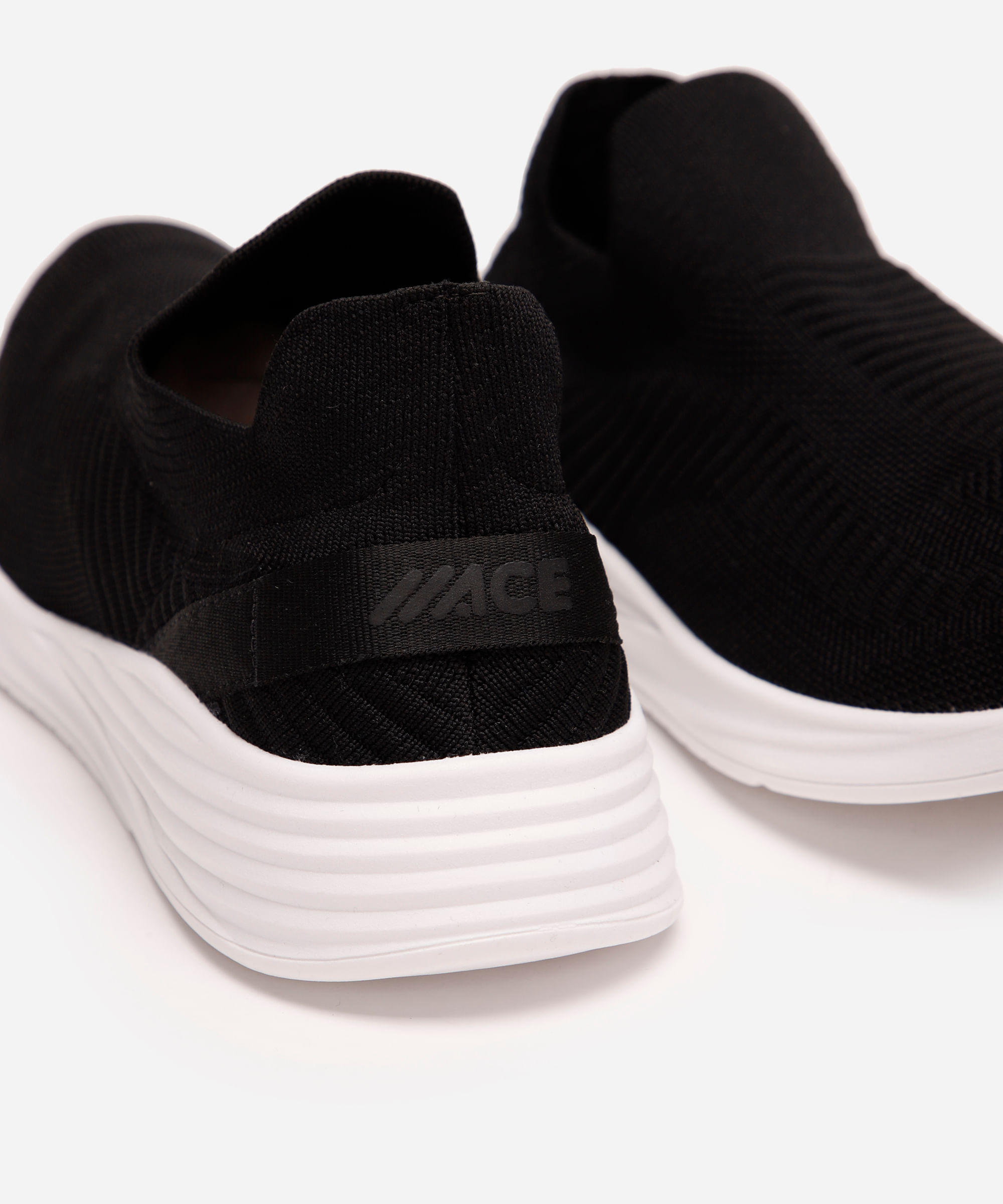 tênis knit esportivo texturizado preto
