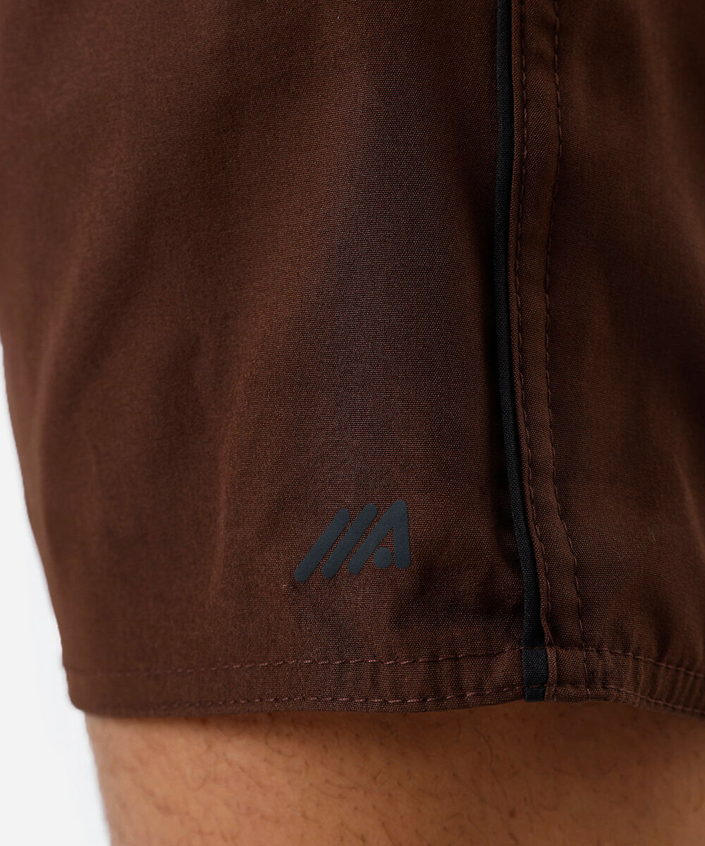 short esportivo masculino cós elástico marrom