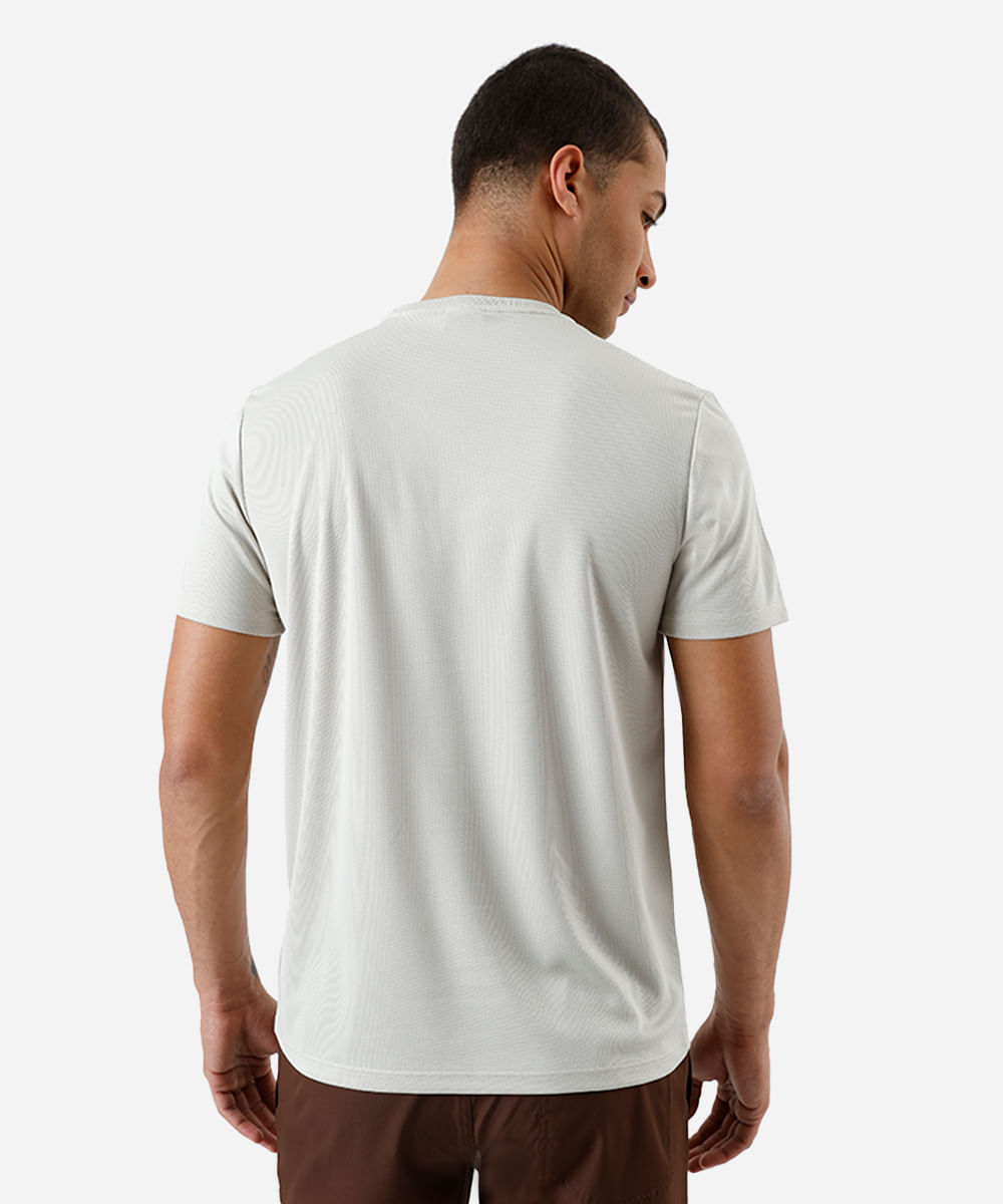 camiseta masculina esportiva camuflada bege