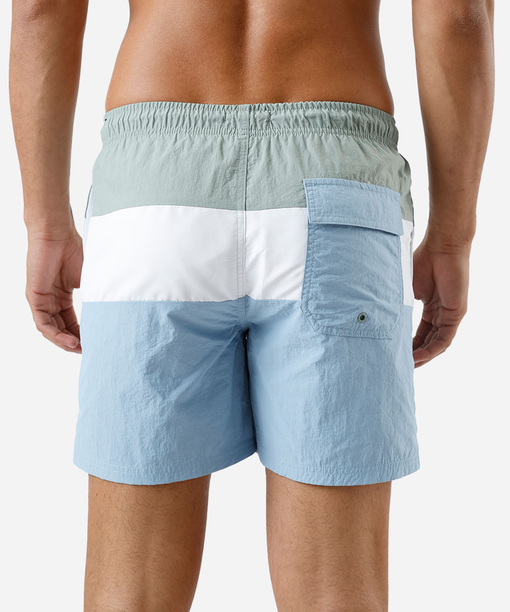short masculino de poliamida com recortes cós elástico verde
