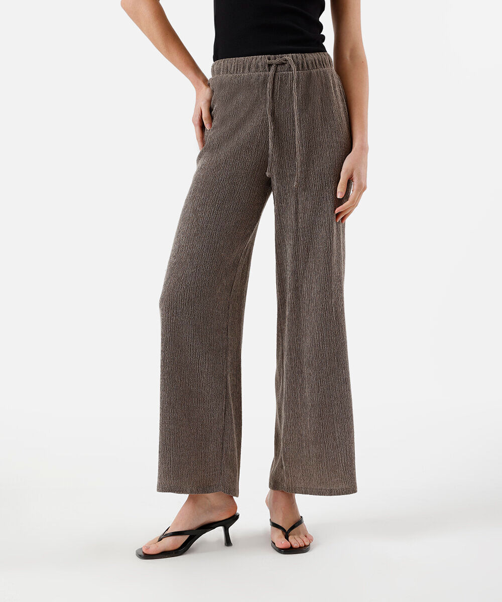 calça reta básica feminina texturizada cinza