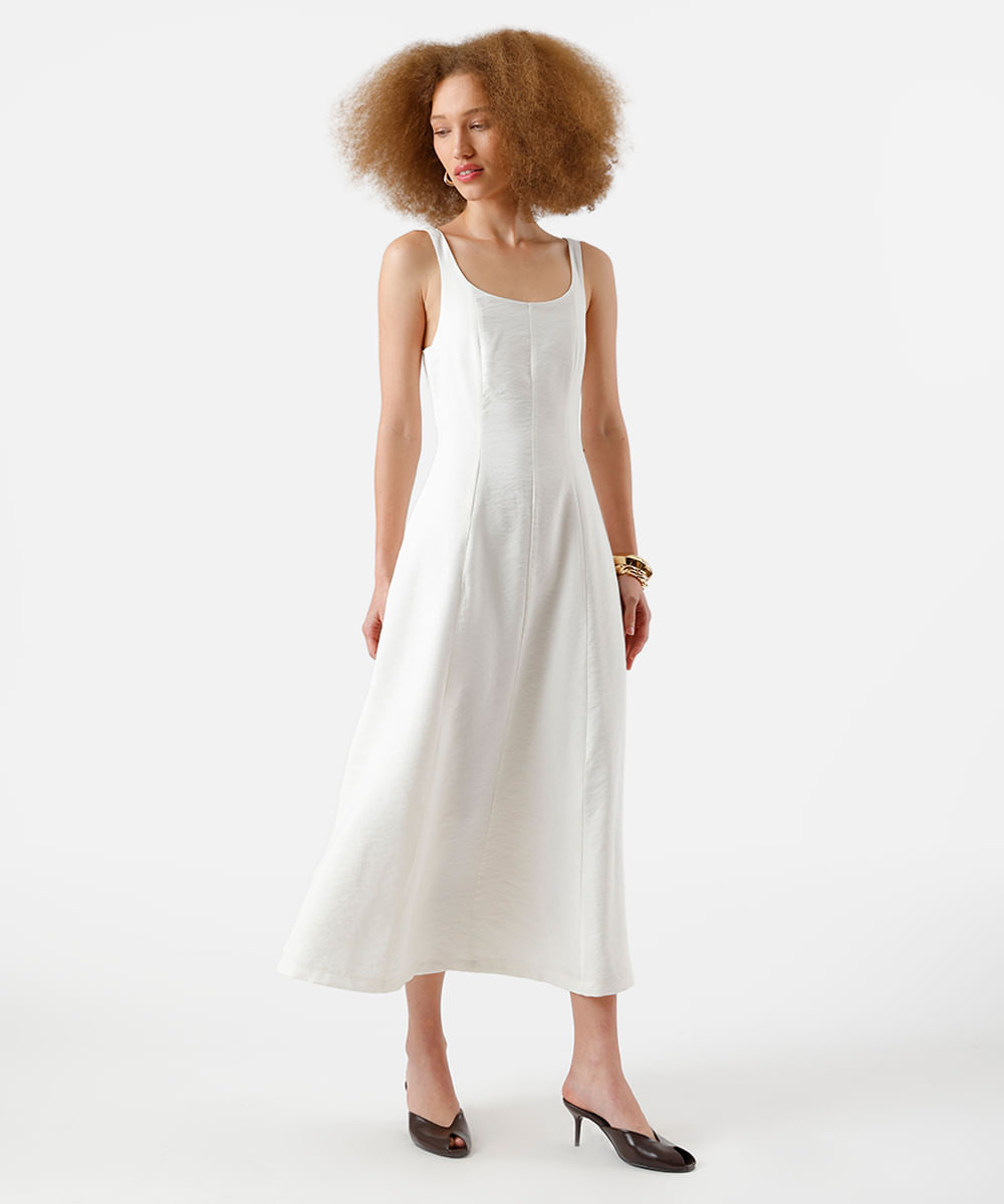 vestido midi feminino evasê de viscose com recortes texturizado off white