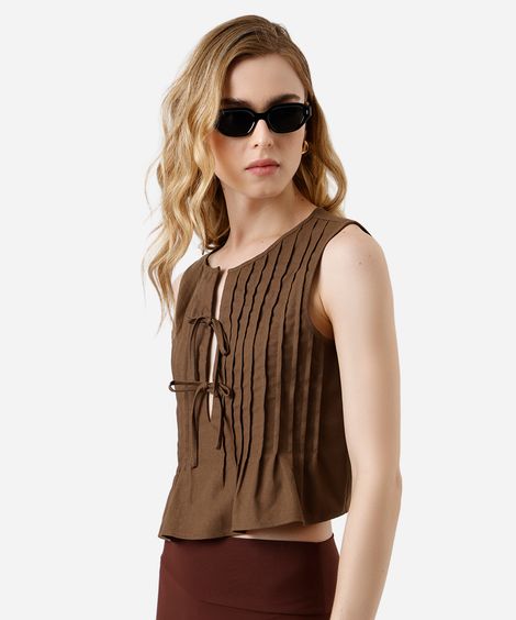 blusa feminina com linho e pregas  marrom