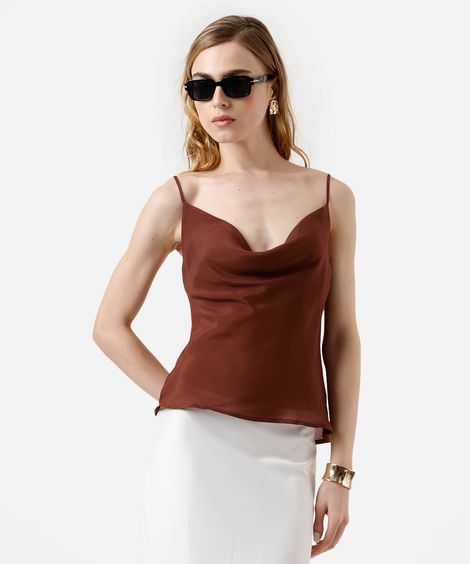 blusa feminina com viscose alça fina decote degagê marrom