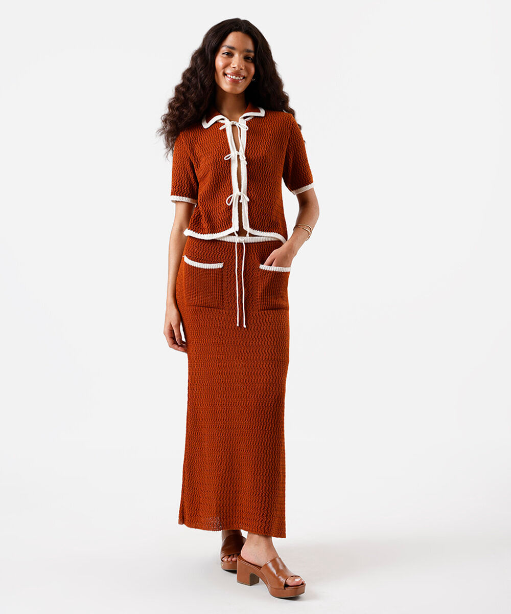 saia midi feminina de tricot com bolsos - caramelo