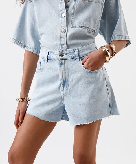 short feminino jeans cintura média barra a fio azul