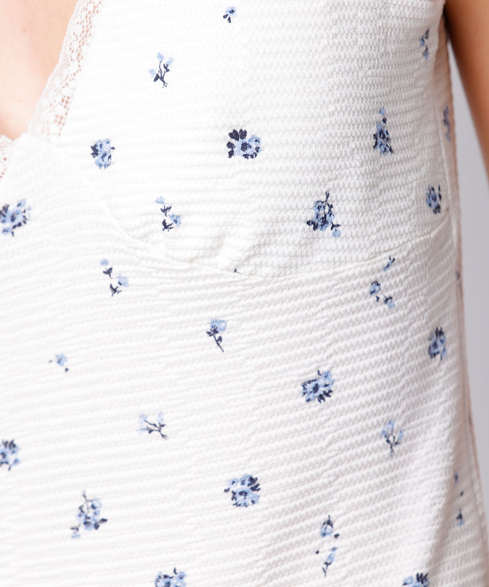 regata feminina com renda floral texturizada mindset off white