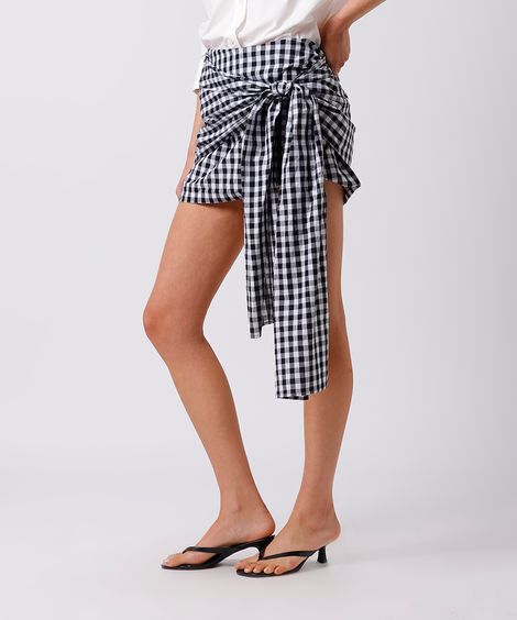 saia curta feminina de algodão xadrez com amarração mindset preta