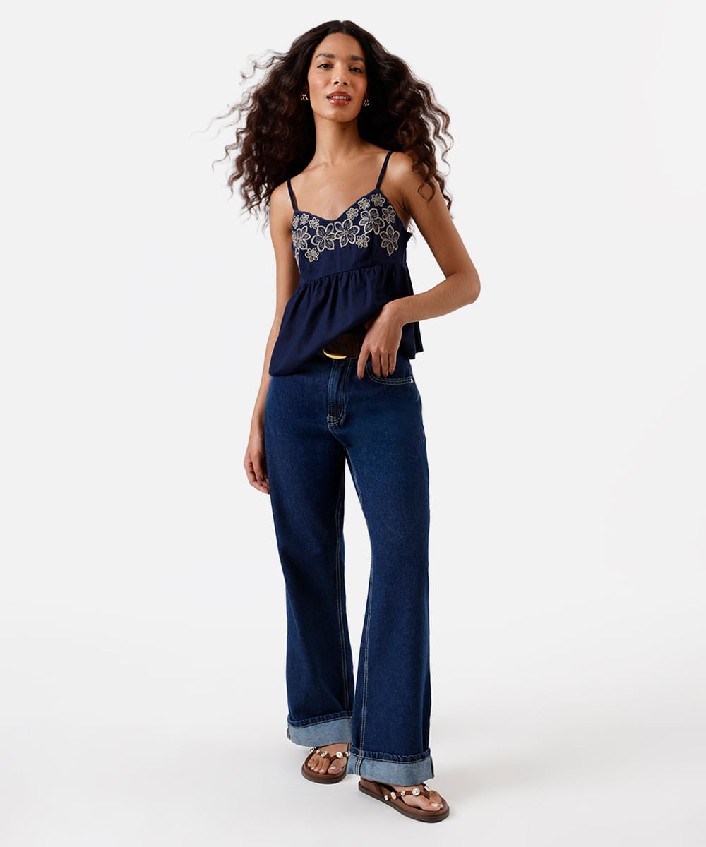 bata feminina com linho bordado floral azul