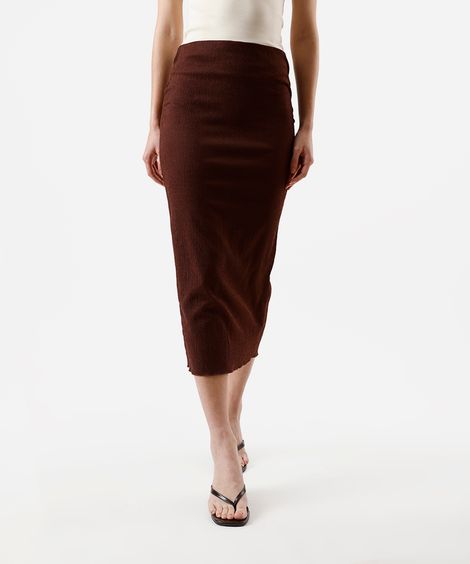 saia lápis midi feminina com fenda básica texturizada marrom