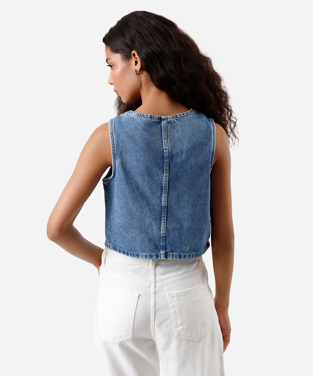 colete feminino jeans decote v bordado floral azul
