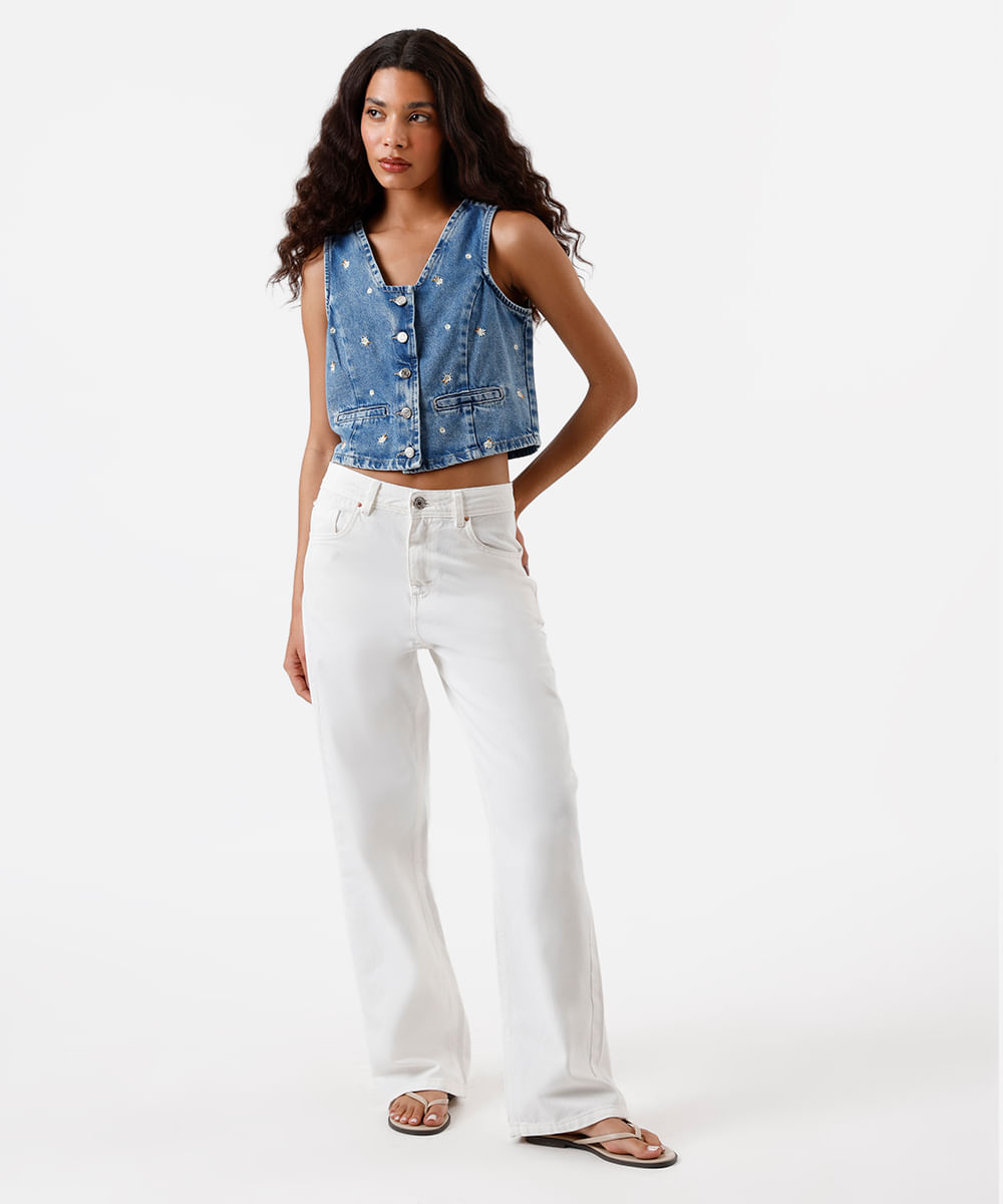 colete feminino jeans decote v bordado floral azul