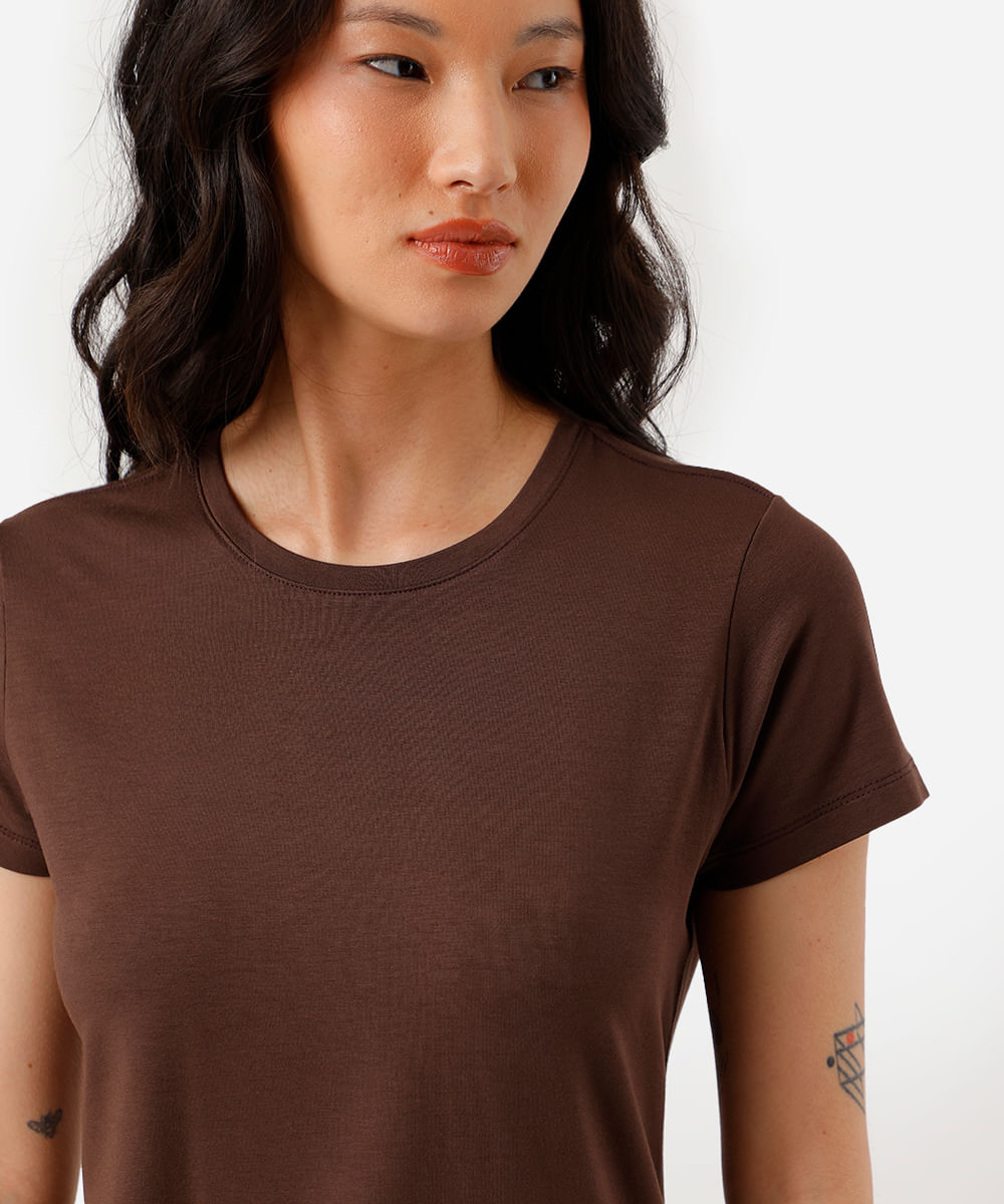 camiseta feminina manga curta airtech marrom