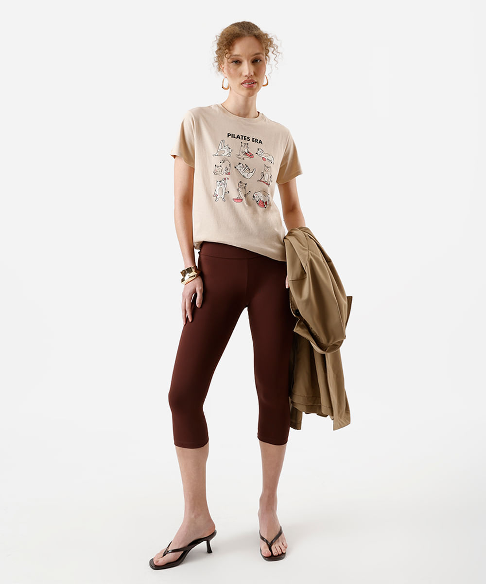 camiseta feminina de algodão gatinhos pilates bege