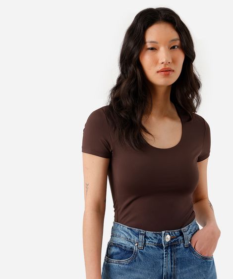 blusa baby look feminina de poliamida básica marrom