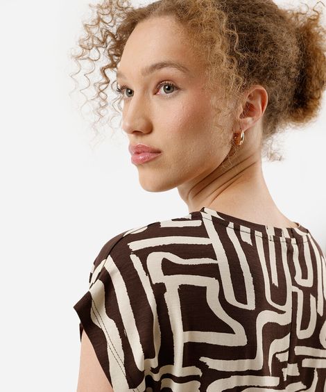 blusa feminina de viscose manga curta geométrica marrom