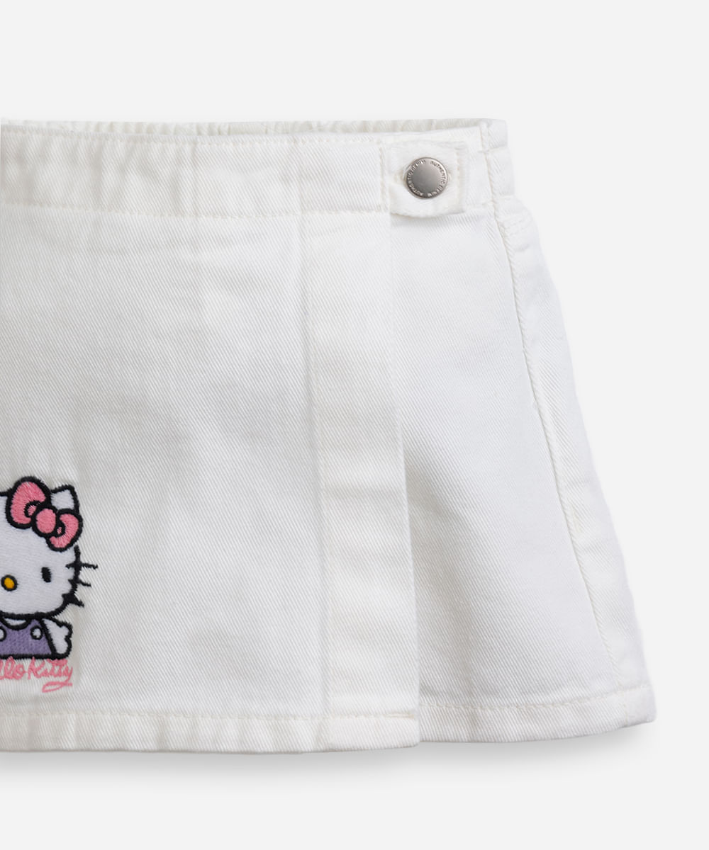 short saia infantil de sarja com bordado hello kitty off white