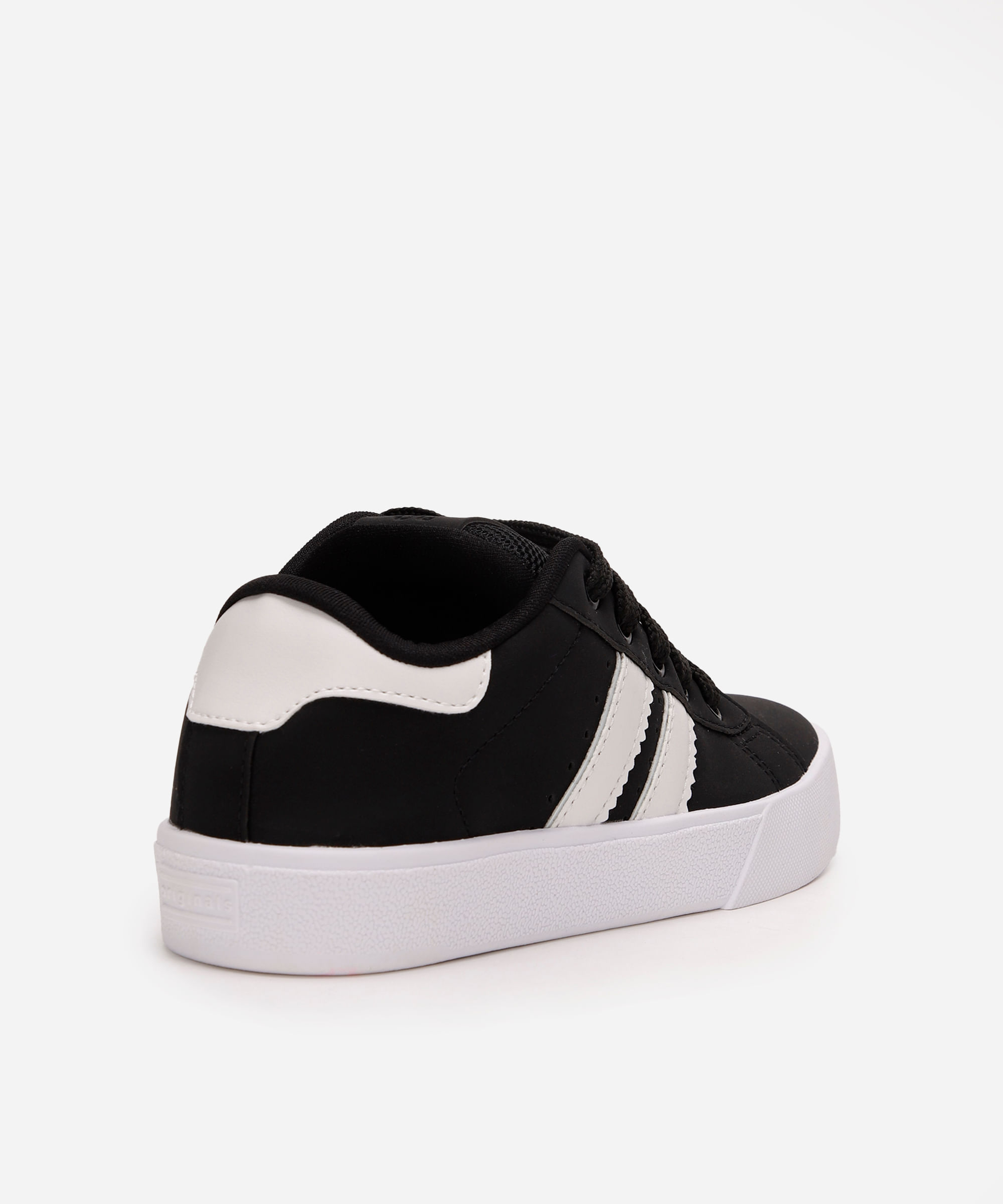 tênis casual infantil com recortes ollie preto