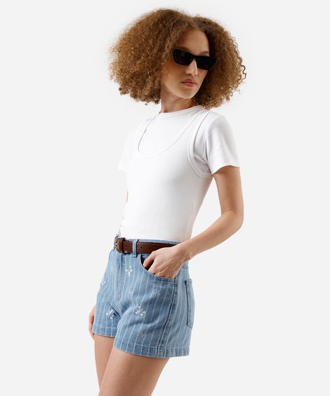 short mom feminino jeans bordado floral listrado - jeans medio