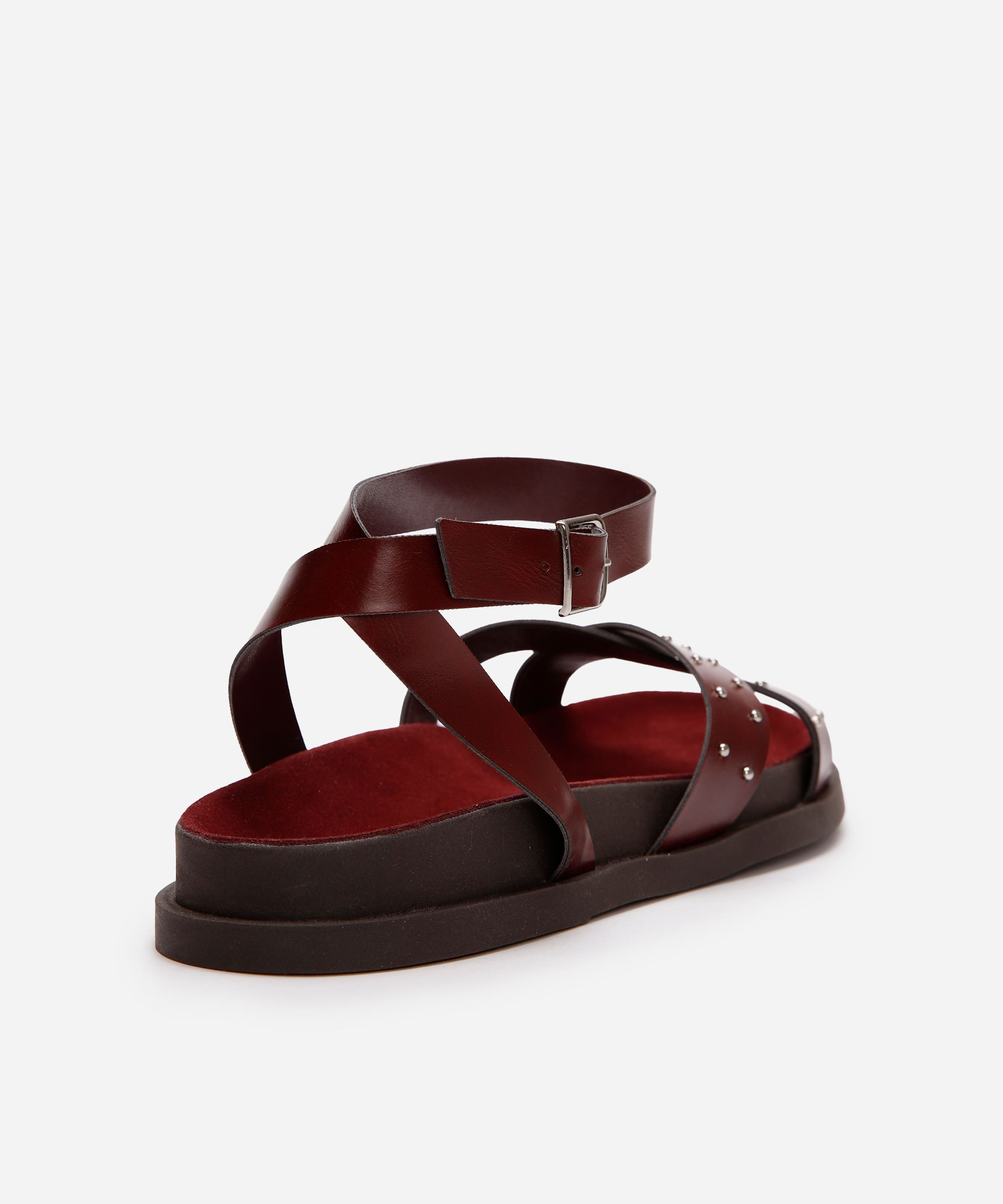 rasteirinha flatform com tachas vinho