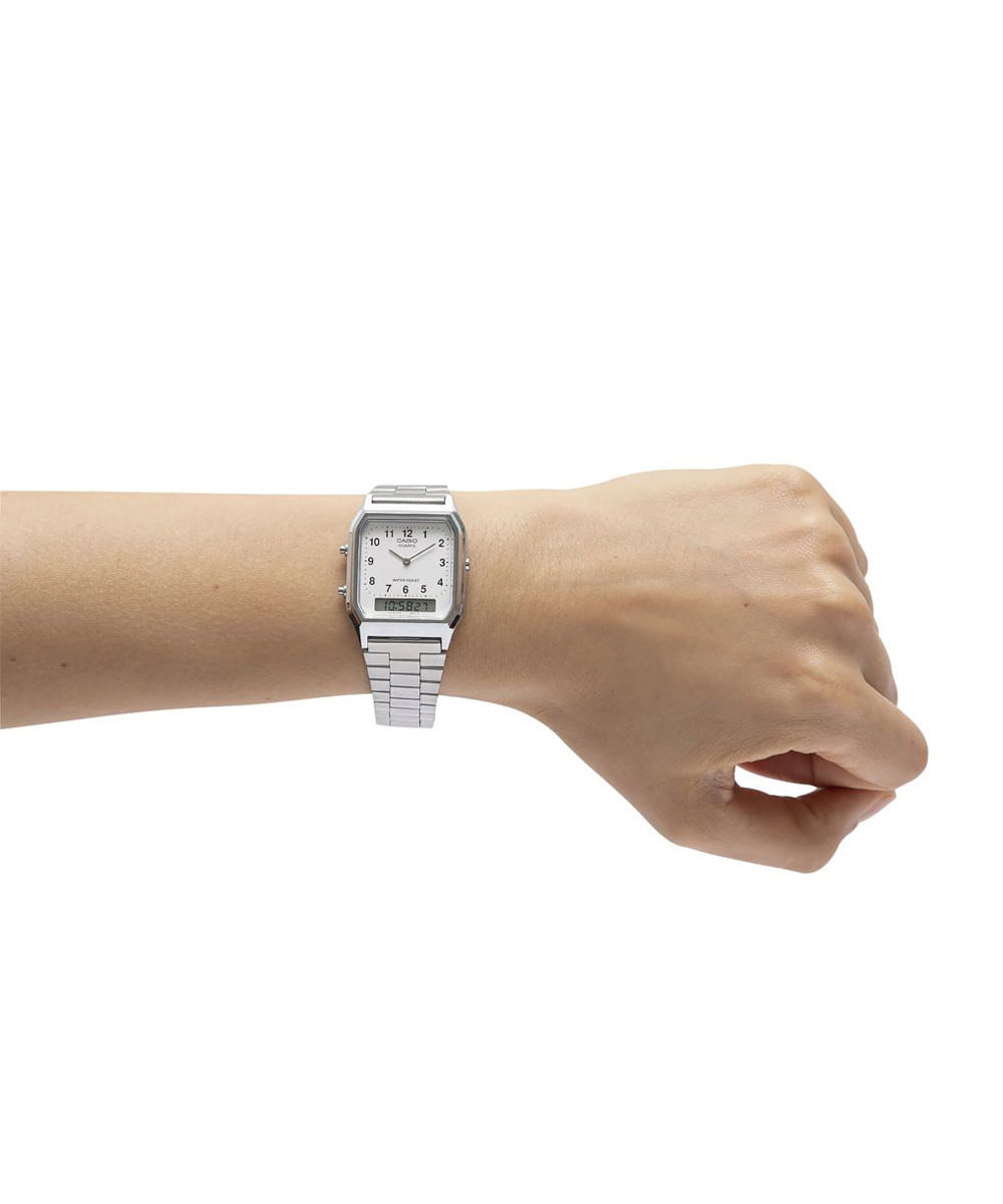 relógio unissex casio analógico digital aq 230a 7bmq prateado