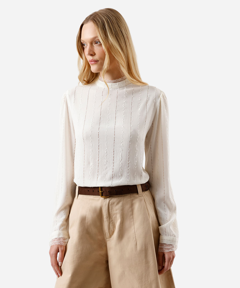 blusa feminina de viscose bordada com renda bege