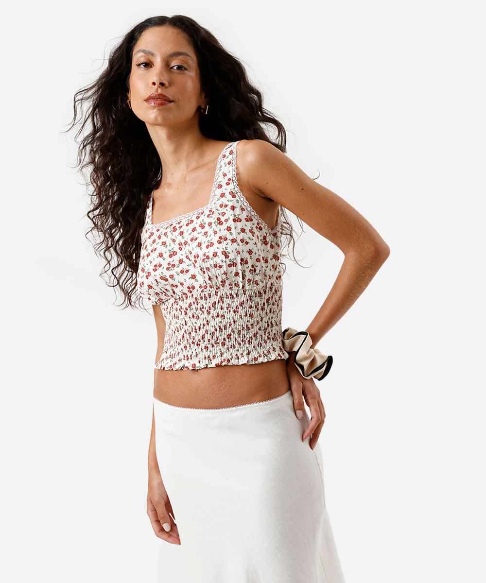cropped feminino de algodão com renda e lastex floral bege