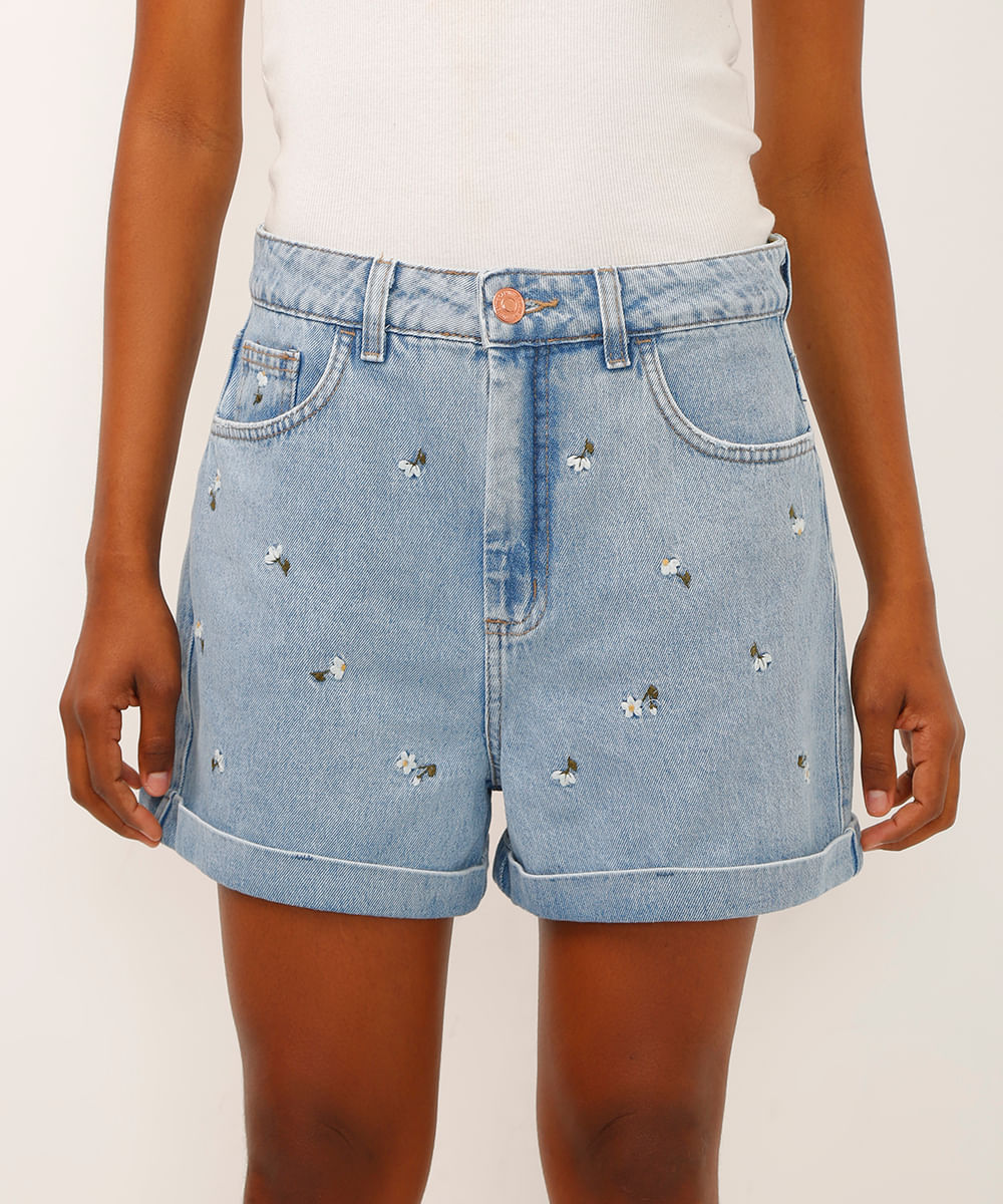 short mom jeans cintura super alta floral azul
