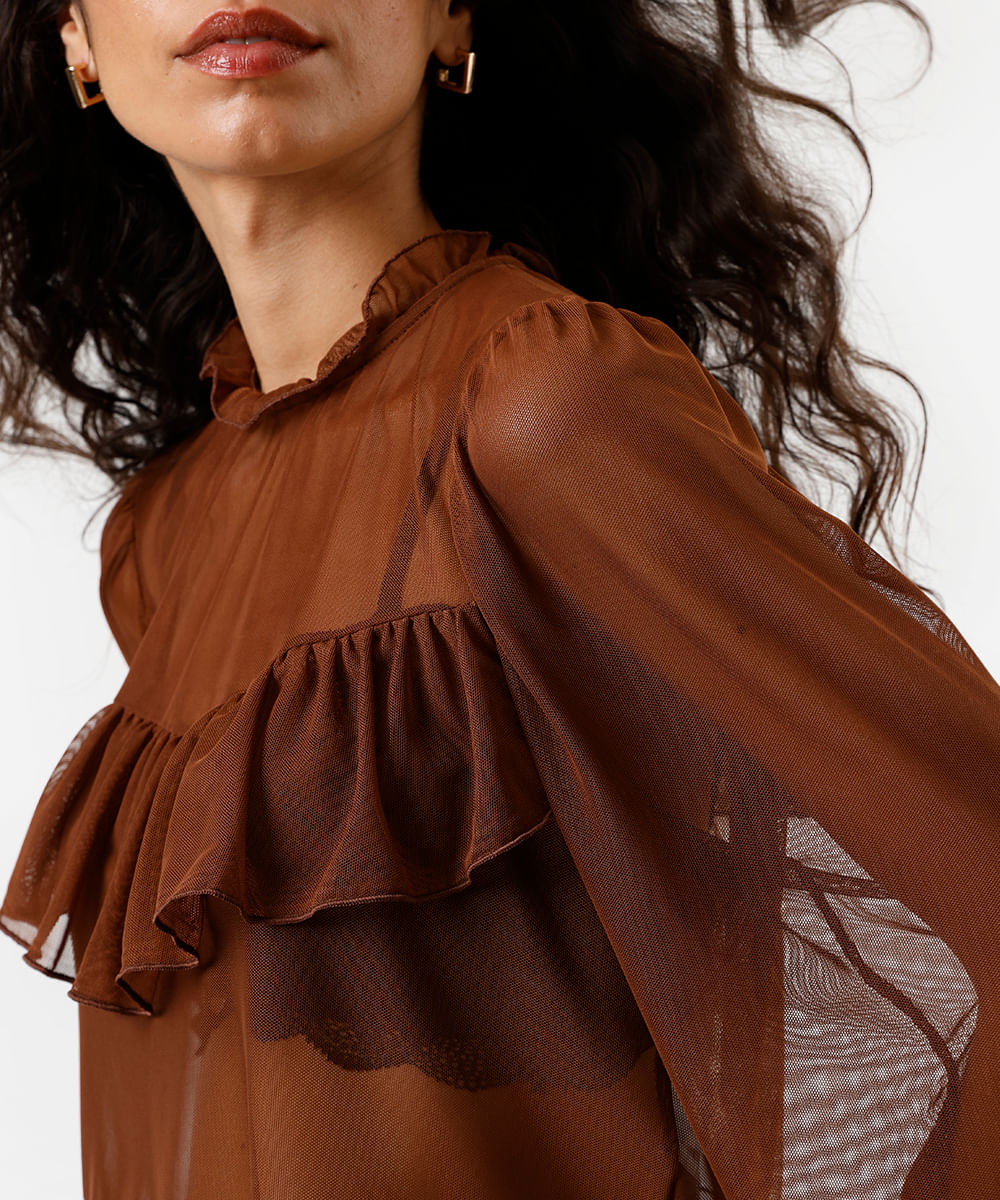 bata feminina de tule manga bufante com babados marrom