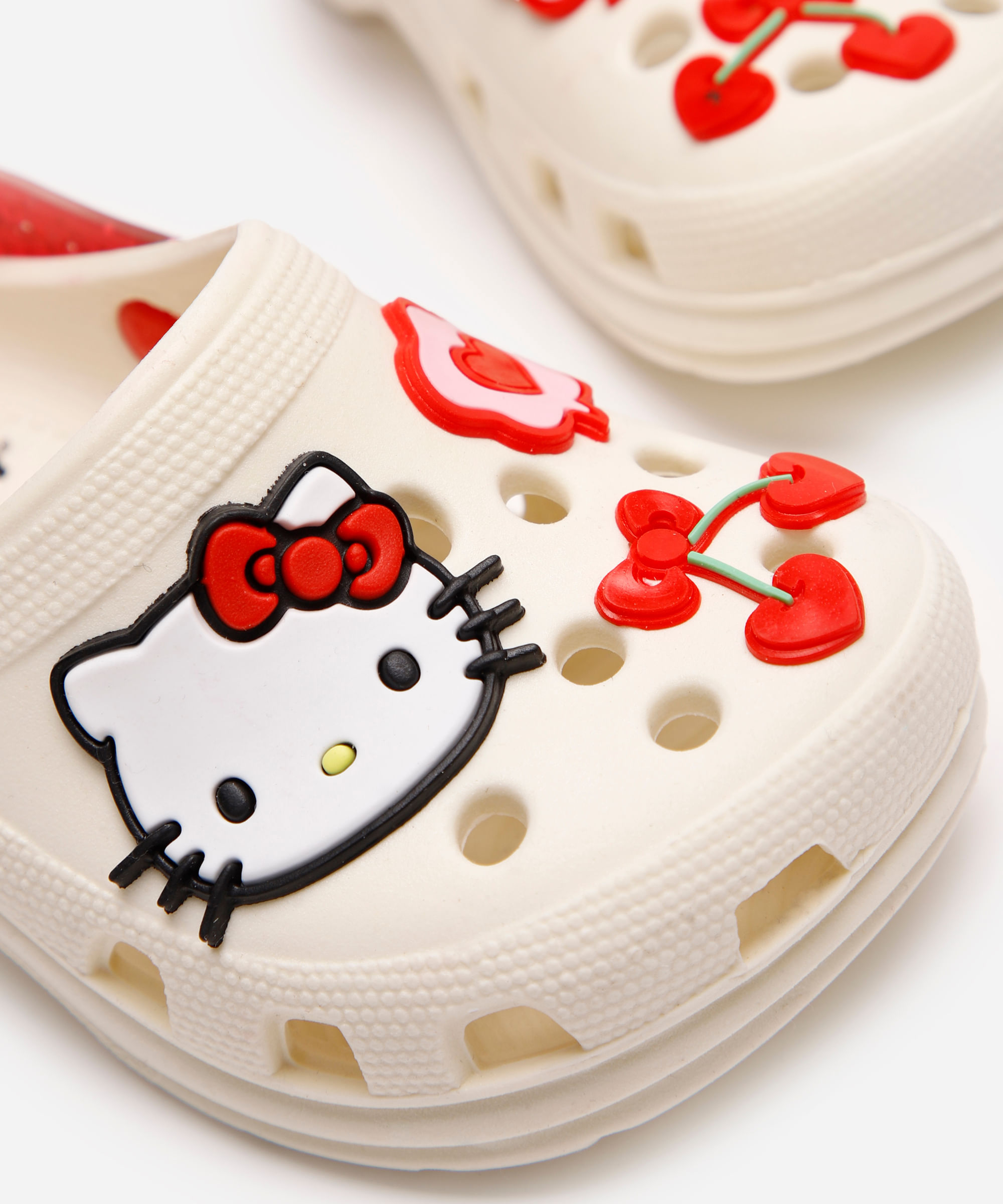 babuche infantil hello kitty off white