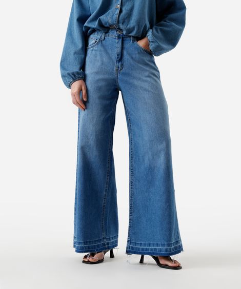 calça wide leg feminina jeans com barra desfiada azul