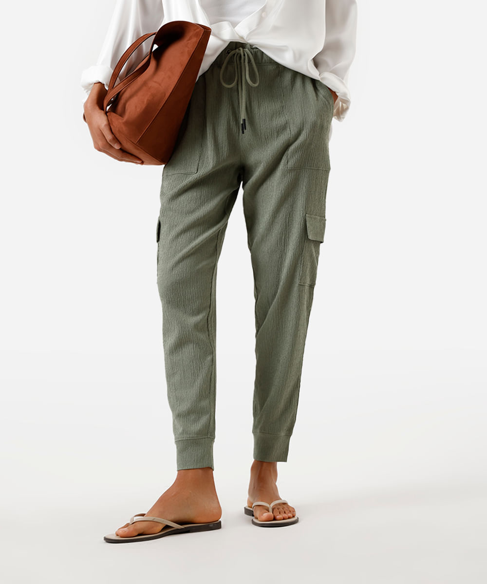 calça jogger feminina bolsos cargo texturizada verde