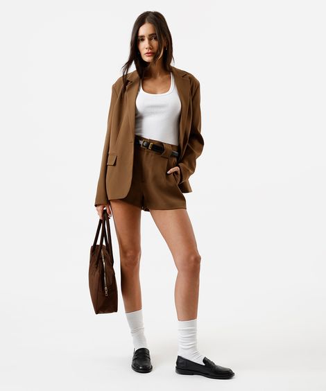 short alfaiataria feminino curto com passante largo marrom