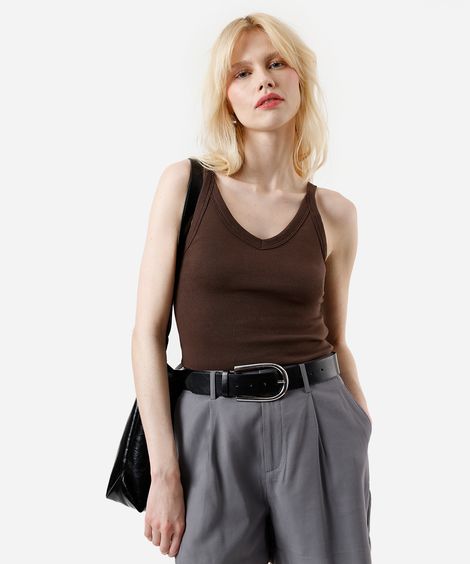 regata básica feminina canelada marrom