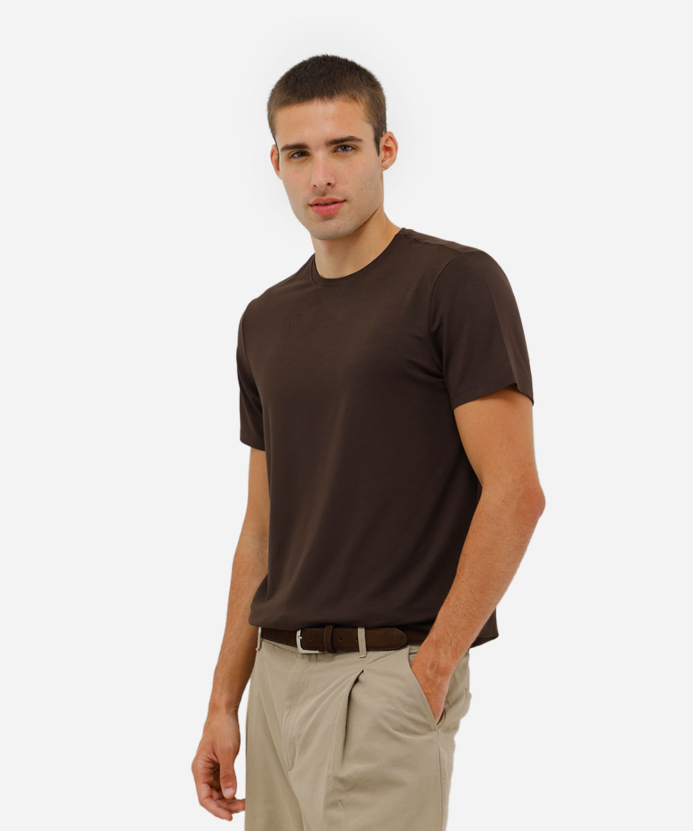 camiseta comfort masculina manga curta AIRtech marrom