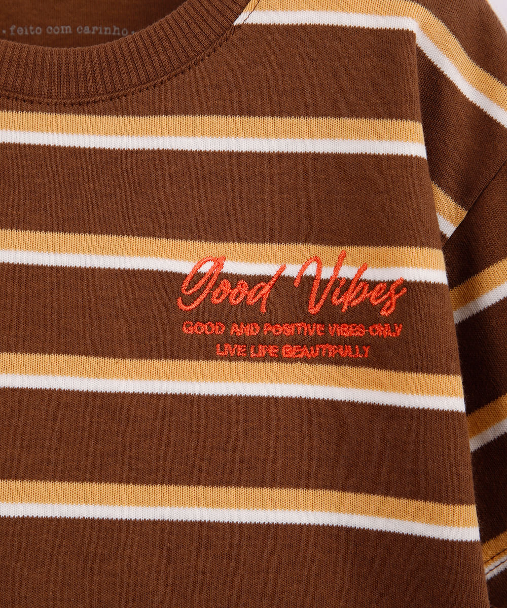 camiseta infantil com algodão e bordado listrada marrom