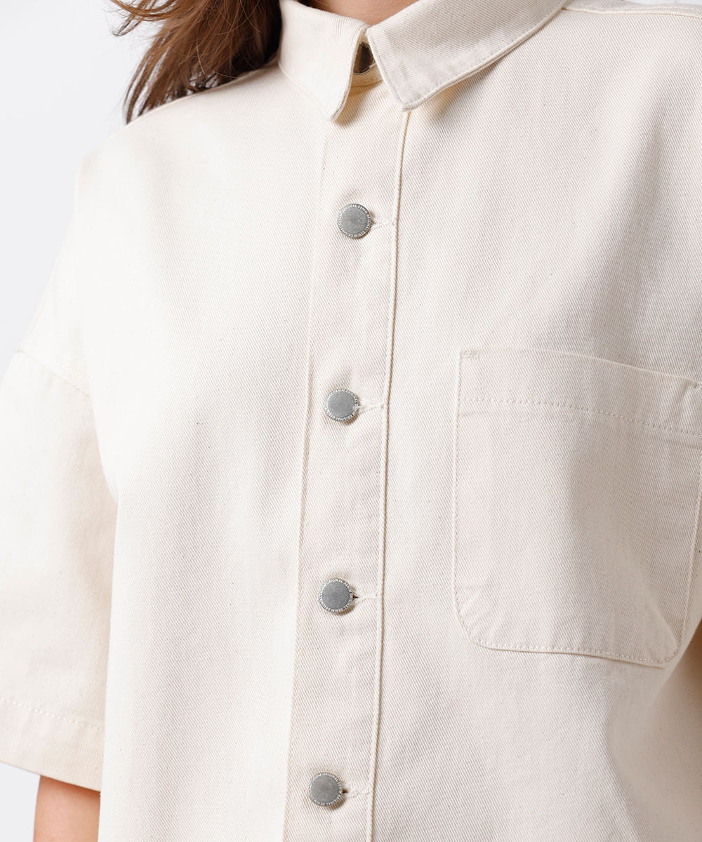 camisa feminina de sarja manga curta com bolso mindset off white