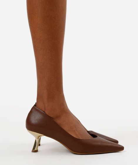 scarpin bico fino salto fino oneself marrom