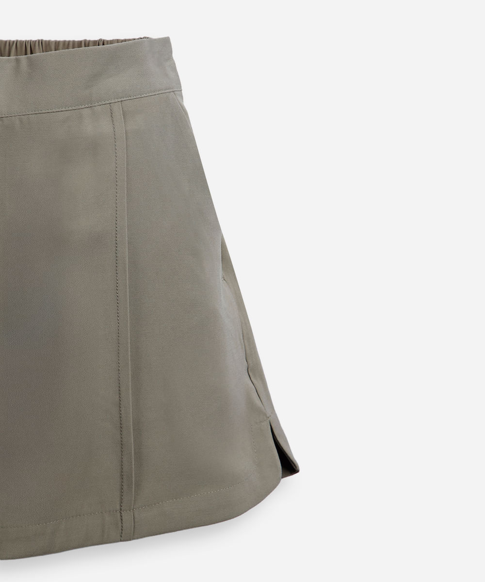 short de alfaiataria juvenil com nervura verde
