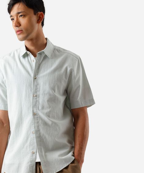 camisa comfort masculina com linho manga curta verde