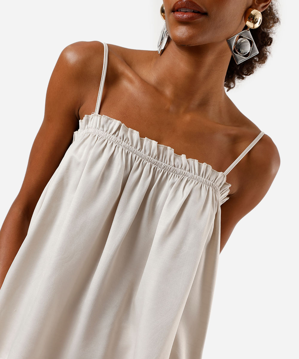 blusa feminina franzida alça fina acetinada bege