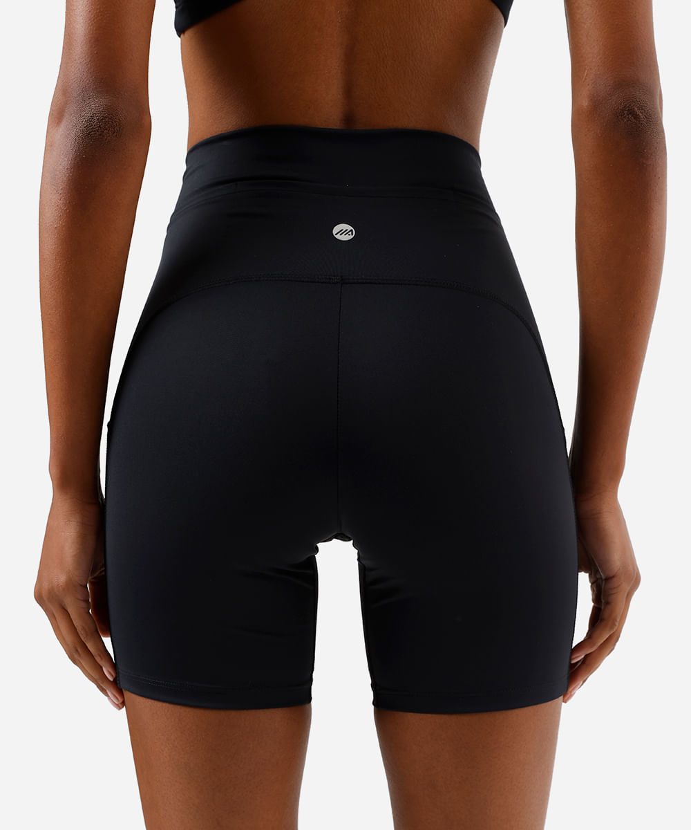 bermuda running feminina com bolsos esportiva preta