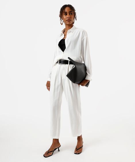 calça reta feminina com pregas off white