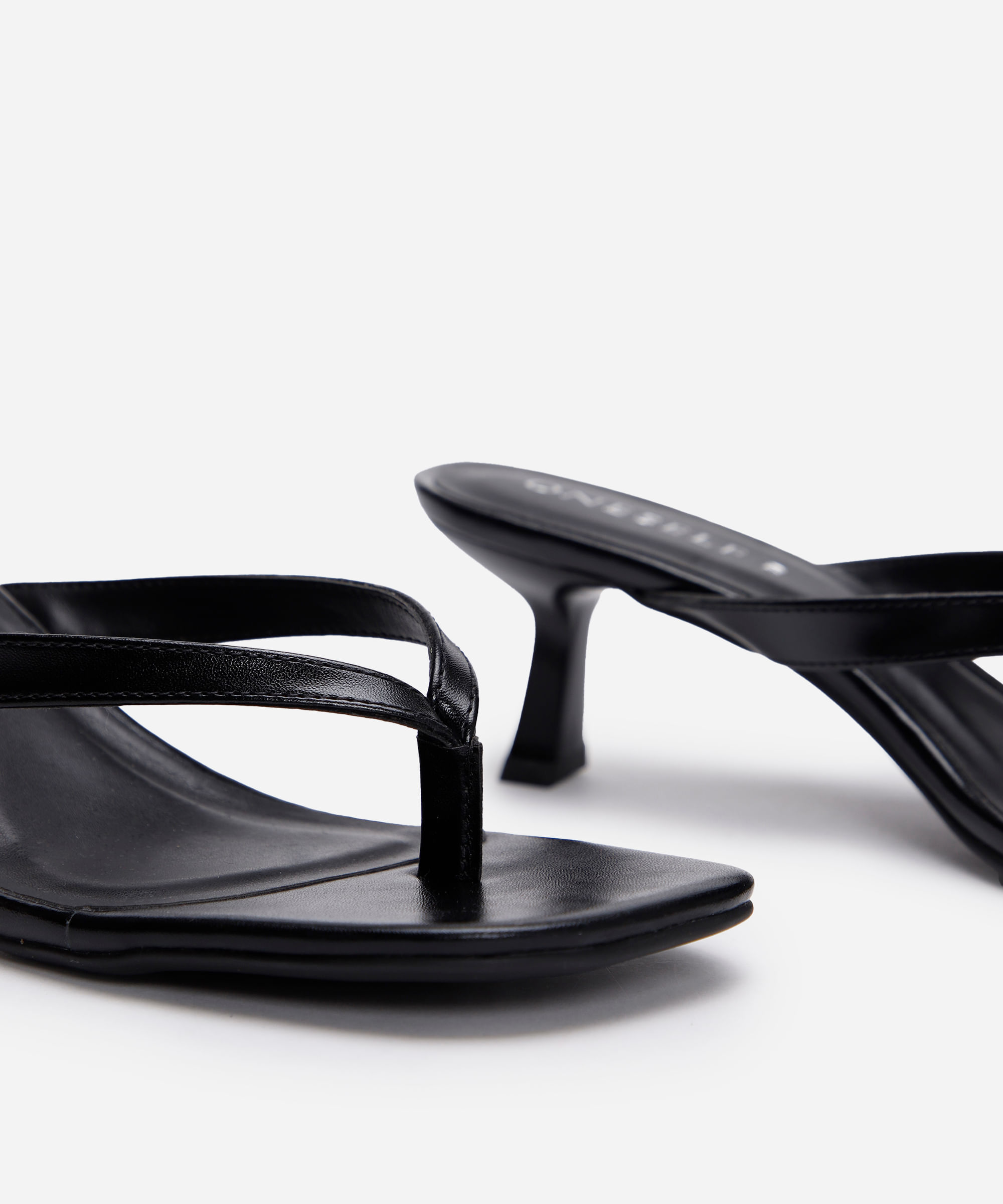 tamanco bico quadrado salto fino oneself preto