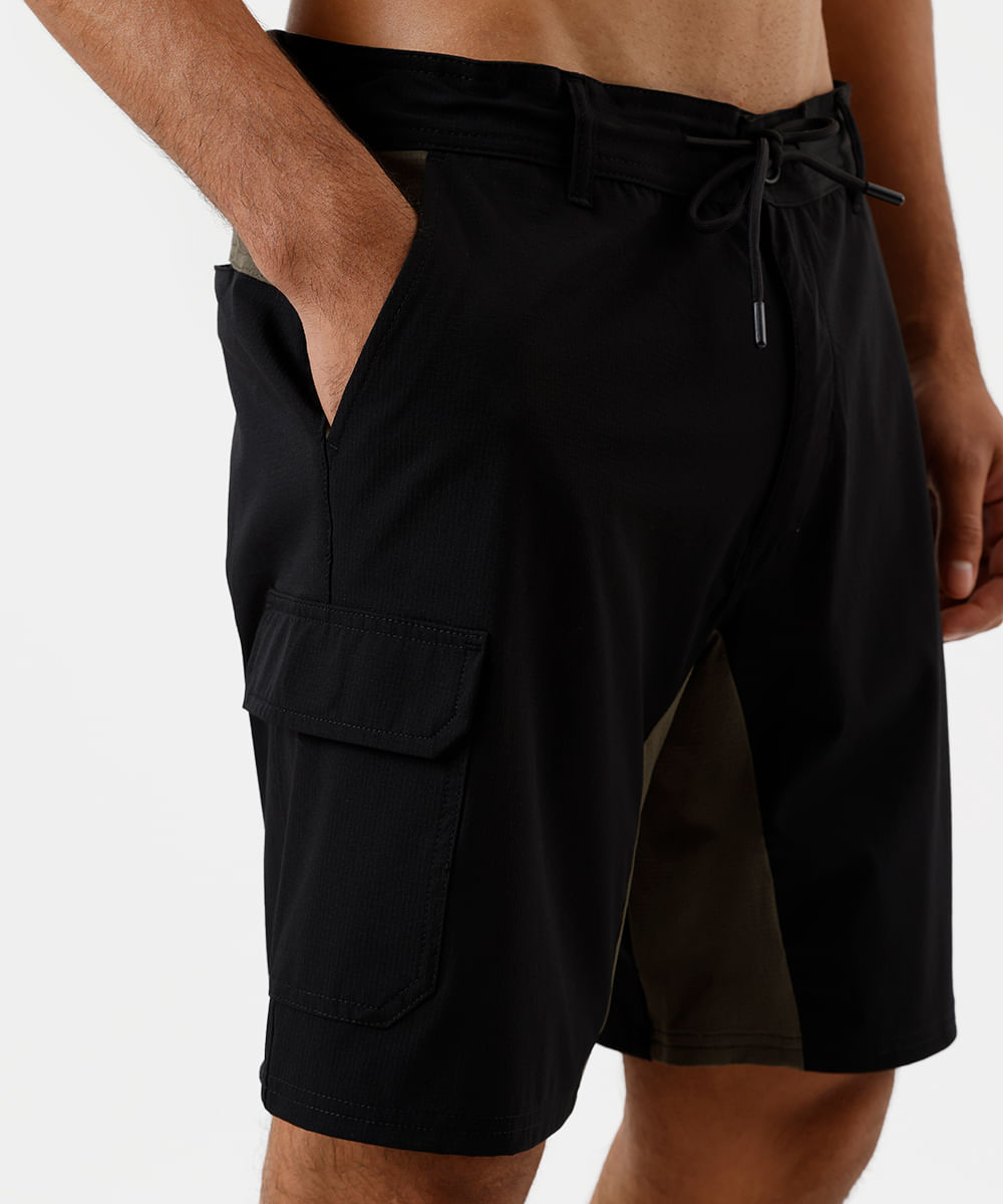 short boardshort masculino com recortes texturizado - preto