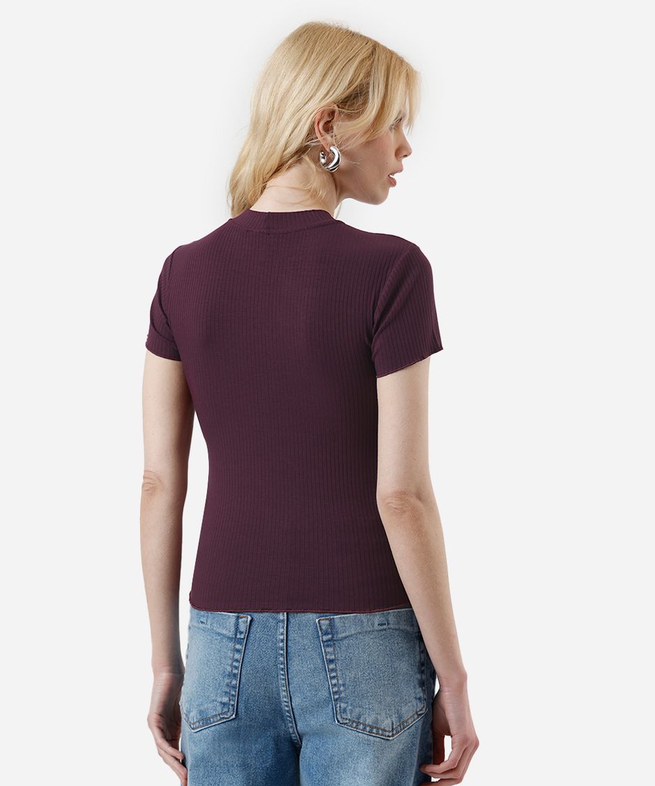 blusa feminina de malha canelada manga curta fru fru roxa