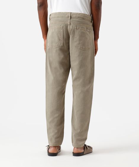 calça reta cropped masculina de sarja estonada bege