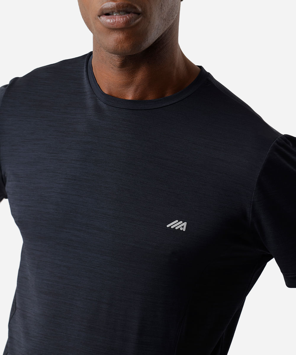 camiseta slim masculina de poliamida com recortes preta