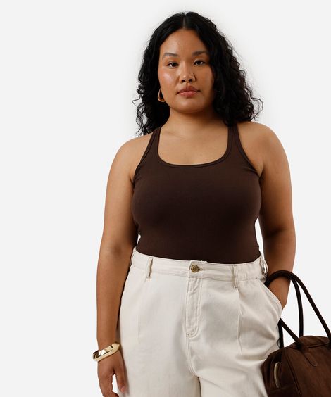 regata feminina de algodão plus size marrom